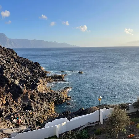 Cliffs Edge *